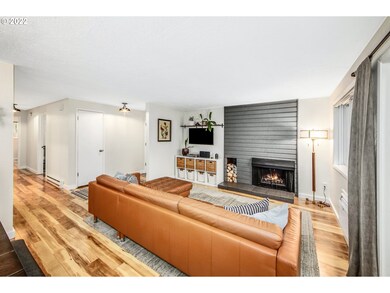 3930 Lake Grove Ave unit 2A, Lake Oswego, OR 97035 - photo 5
