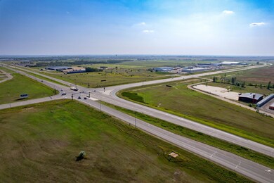 4224 4th St unit 3 Lots, Minot, ND 58703 - photo 4