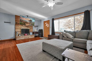 8-web-or-mls-220-e-sugar-st