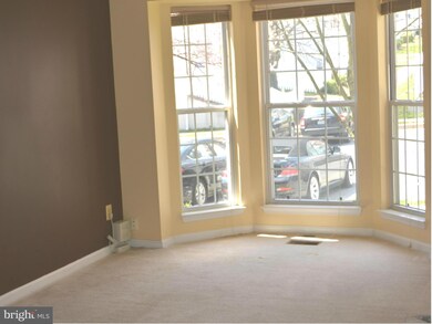 116 Royalty Cir, Owings Mills, MD 21117 - photo 2