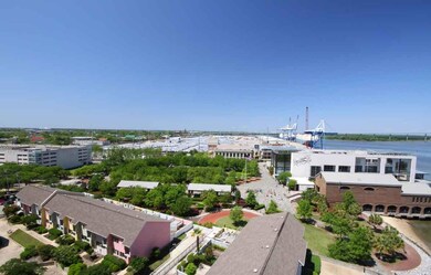 Dockside 12FG_port view