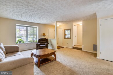 18700 Winding Creek Place, Germantown, MD 20874 - photo 6