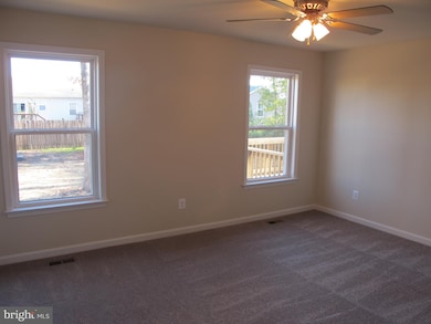 48 Rustic Ln, Colonial Beach, VA 22443 - photo 6