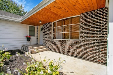 25734 Hickory Ct, Minooka, IL 60447 - photo 4