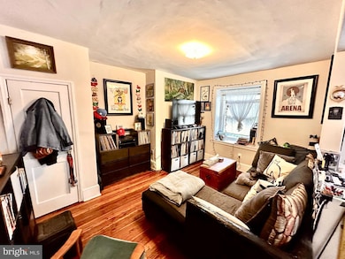 531 W Hansberry St unit 2, Philadelphia, PA 19144 - photo 3