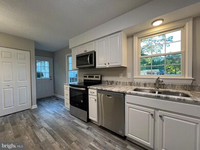 10913 Doeskin Ln, Fredericksburg, VA 22407 - photo 7