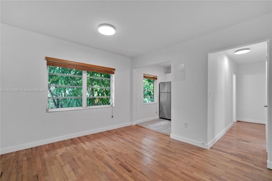 411 Santander Ave unit 1, Coral Gables, FL 33134 - photo 6