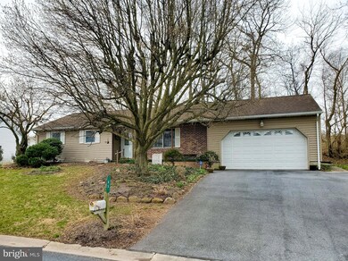 65 Ream Rd, Ephrata, PA 17522 - photo 2