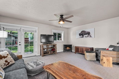 120 NE Spruce Ln, Prineville, OR 97754 - photo 3