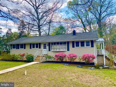 304 Edgemere Dr, Annapolis, MD 21403 - photo 2