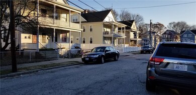 29 Radcliffe Ave unit 1, Providence, RI 02908 - photo 4