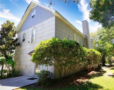 318 Maple St, Saint Simons Island, GA 31522 - photo 4