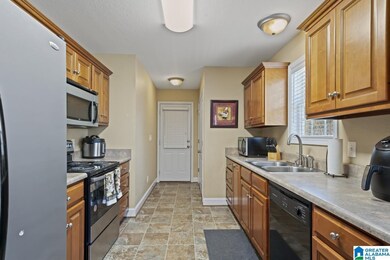 619 Vaughn Dr, Weaver, AL 36277 - photo 7