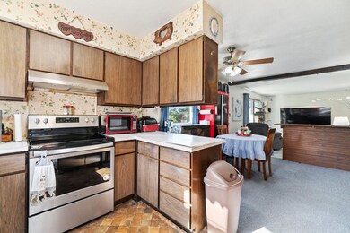 2218 Fenner St, Eau Claire, WI 54703 - photo 5