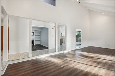 3531 Golfview Dr, Hazel Crest, IL 60429 - photo 5