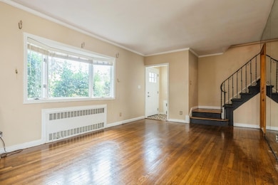 72 Spruce St, West Hempstead, NY 11552 - photo 3