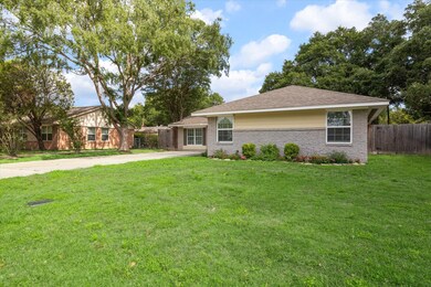 5422 Nina Lee Ln, Houston, TX 77092 - photo 3
