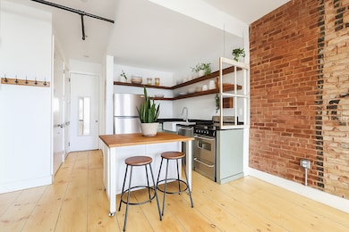 940 Fulton St unit 3L, Brooklyn, NY 11238 - photo 3