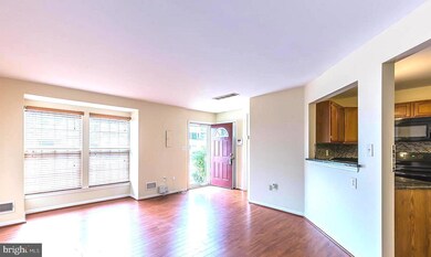 8322 Bluebird Way unit 18, Lorton, VA 22079 - photo 3