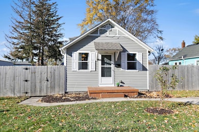 1155 S 5th St, Dekalb, IL 60115 - photo 2