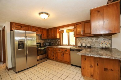 16 Johns Dr, Hooksett, NH 03106 - photo 6