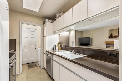 15 Park Ln unit B-6, Bedford, TX 76021 - photo 6