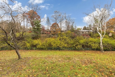 2025-11-15 834 Persimmon Pl 013