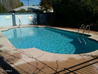 005_Community Pool