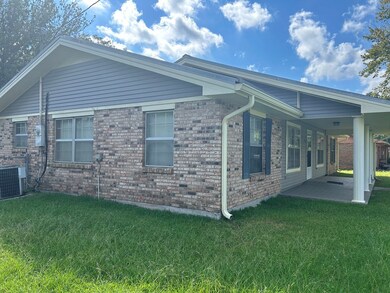 987 Shirley Dr, Picayune, MS 39466 - photo 3