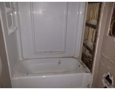 183 Eastwood Ave unit 185, Providence, RI 02909 - photo 7