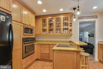 5921 Grace Lee Ave, Sykesville, MD 21784 - photo 3