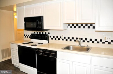 11239 Slalom Ln unit A, Columbia, MD 21044 - photo 7