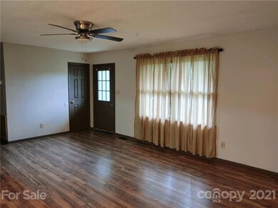 120 Clear Meadow Ln, Statesville, NC 28625 - photo 7