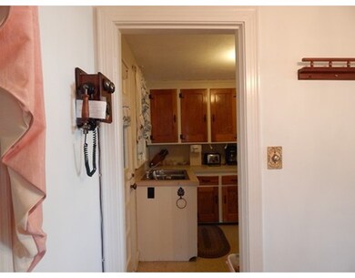 12 Elmwood Cir, Peabody, MA 01960 - photo 4