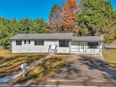 1028 Dixie Dr, Jonesboro, GA 30236 - photo 2