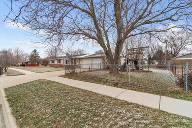 1316 W Burbank Ave, Janesville, WI 53546 - photo 2