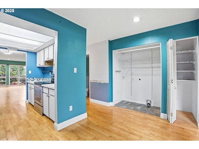 1718 NW Midlake Ln unit B227, Beaverton, OR 97006 - photo 5