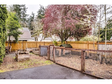 250 N Adams St, Eugene, OR 97402 - photo 3