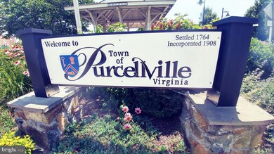 208 Miles Hawk Terrace, Purcellville, VA 20132 - photo 2