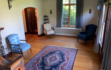 50 Lindbergh Ave, Holyoke, MA 01040 - photo 5