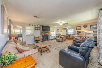 600 E 6th St, Springtown, TX 76082 - photo 7