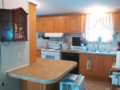 132 River Rd, Bowdoinham, ME 04008 - photo 2