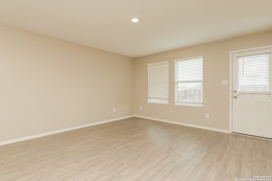 5196 Fowler Crest, Converse, TX 78109 - photo 3