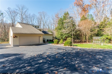 14722 Swift Water Rd, Chesterfield, VA 23838 - photo 4