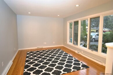 18 Williams Park Rd, Albany, NY 12211 - photo 5