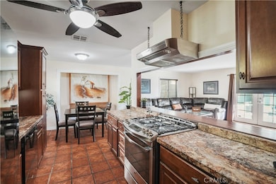 17914 Stillmore St, Canyon Country, CA 91387 - photo 5