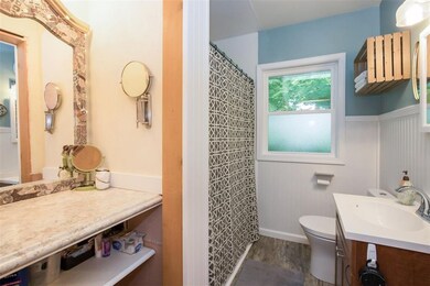 710 19th St NW, Cedar Rapids, IA 52405 - photo 6