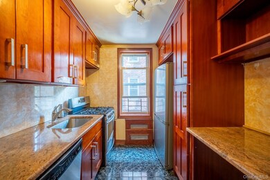 62-59 108th St unit 4 N, Forest Hills, NY 11375 - photo 5