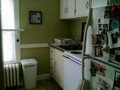 35 Frost St unit 2F, Framingham, MA 01701 - photo 3