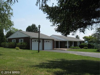 1266 Pious Ridge Rd, Berkeley Springs, WV 25411 - photo 5